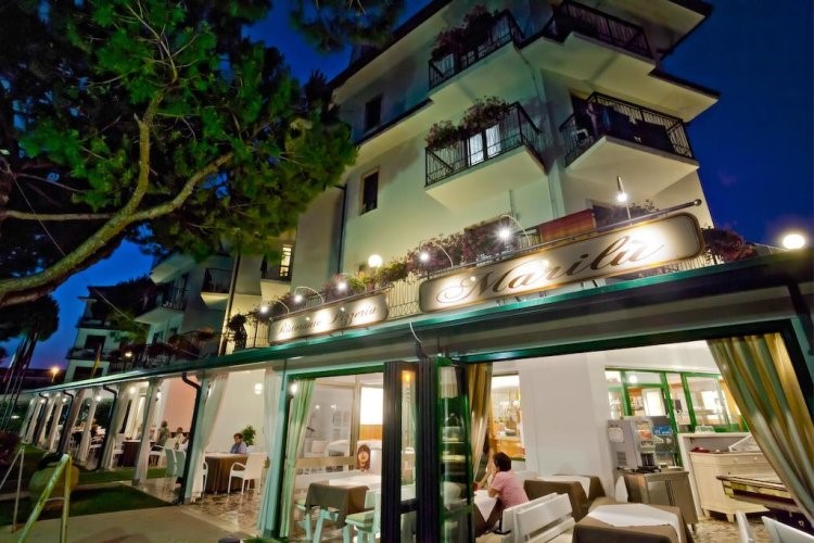 В Италию своим ходом: автопутешествие из Питера в Эраклеа Маре и обратно с сим-картой Vodafone Smart Passport