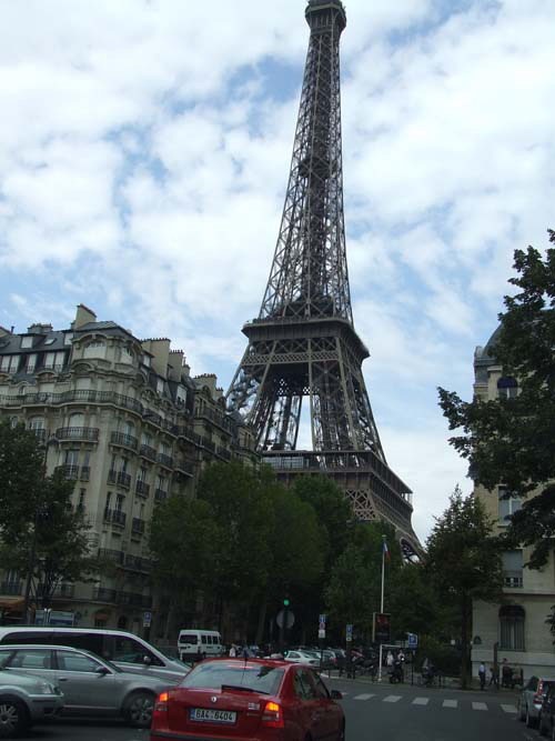 Париж,Эйфелева башня