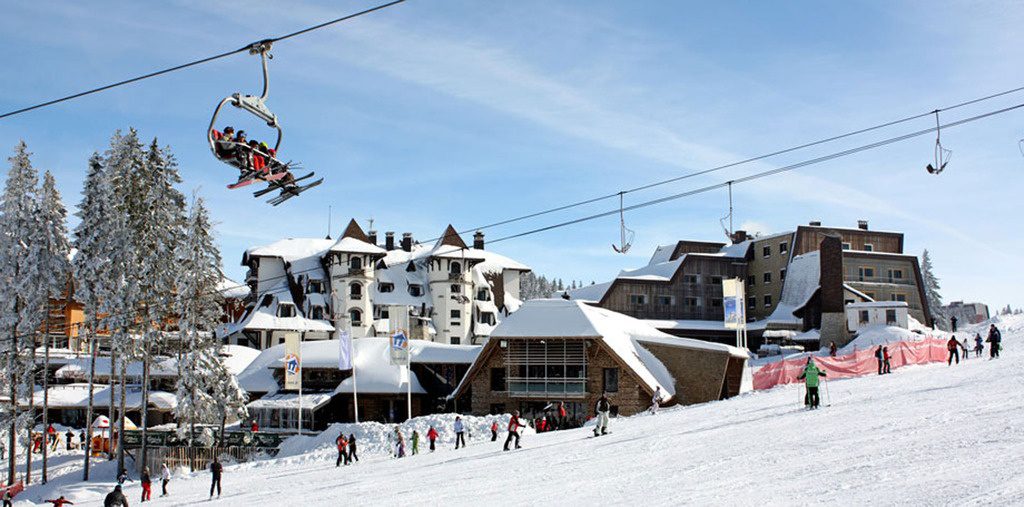 В Яхорине, кстати, проходила Олимпиада 1984 года.