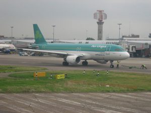 Дешевые авиабилеты легче всего найти в Интернете