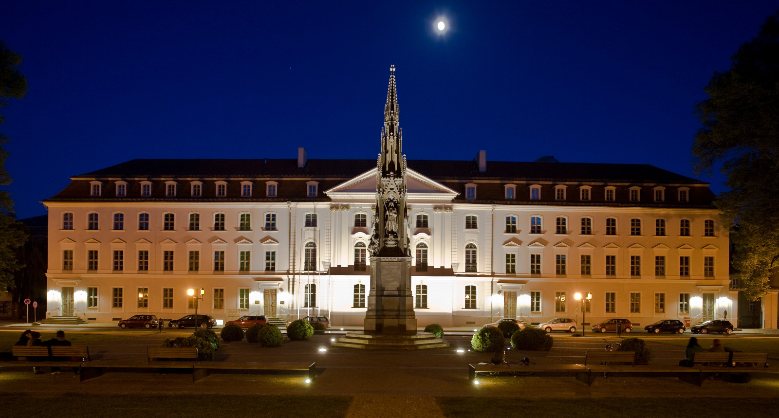 Как я стала студенткой немецкого вуза на 1 семестр и что думаю о сим-карте испанского оператора Vodafone Yuser