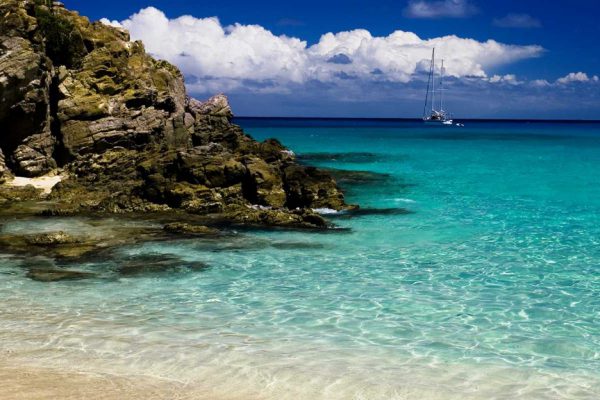 Мобильный интернет и связь на Сен-Бартелеми: стоит ли рассчитывать на выгодный тариф?