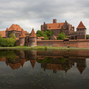 Какие приложения нужно скачать при первом визите в Польшу?