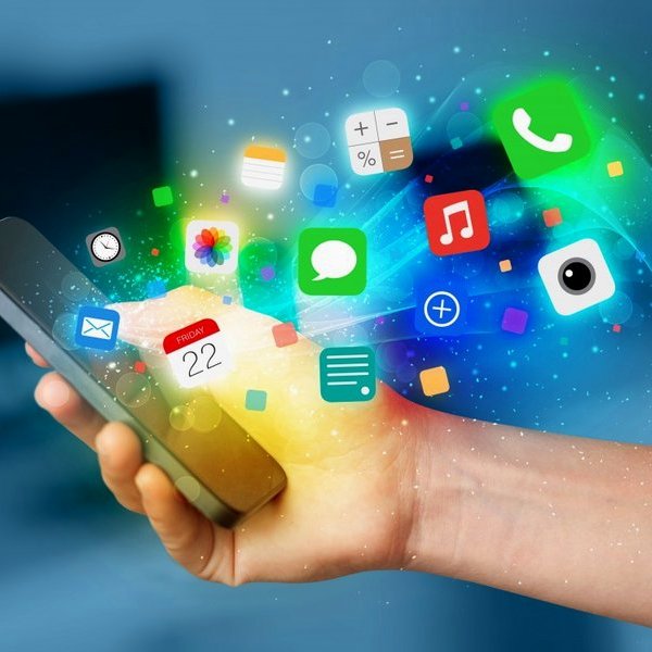 Какие приложения следует скачать перед поездкой в Испанию?