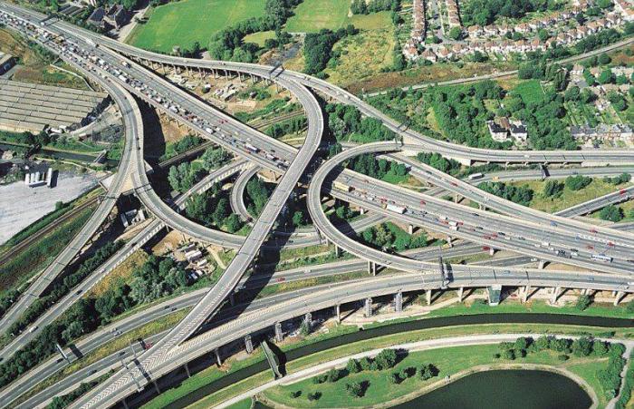 Сложнейшие дорожные развязки мира, о которых стоит знать