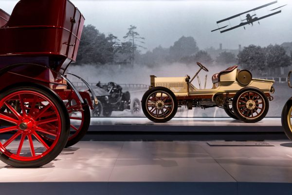 Лучшие музеи автомобилей в мире, от которых туристы будут в восторге