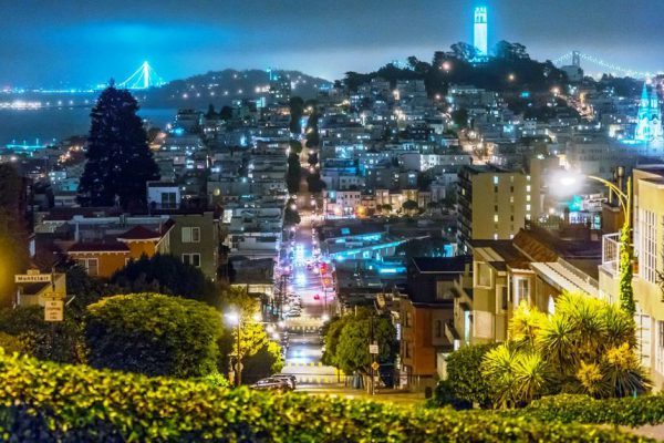 в Сан-Франциско с сим-картой THREE