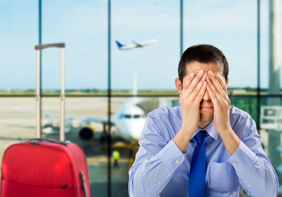 Неприятности в аэропорту: какую выгоду может извлечь турист?