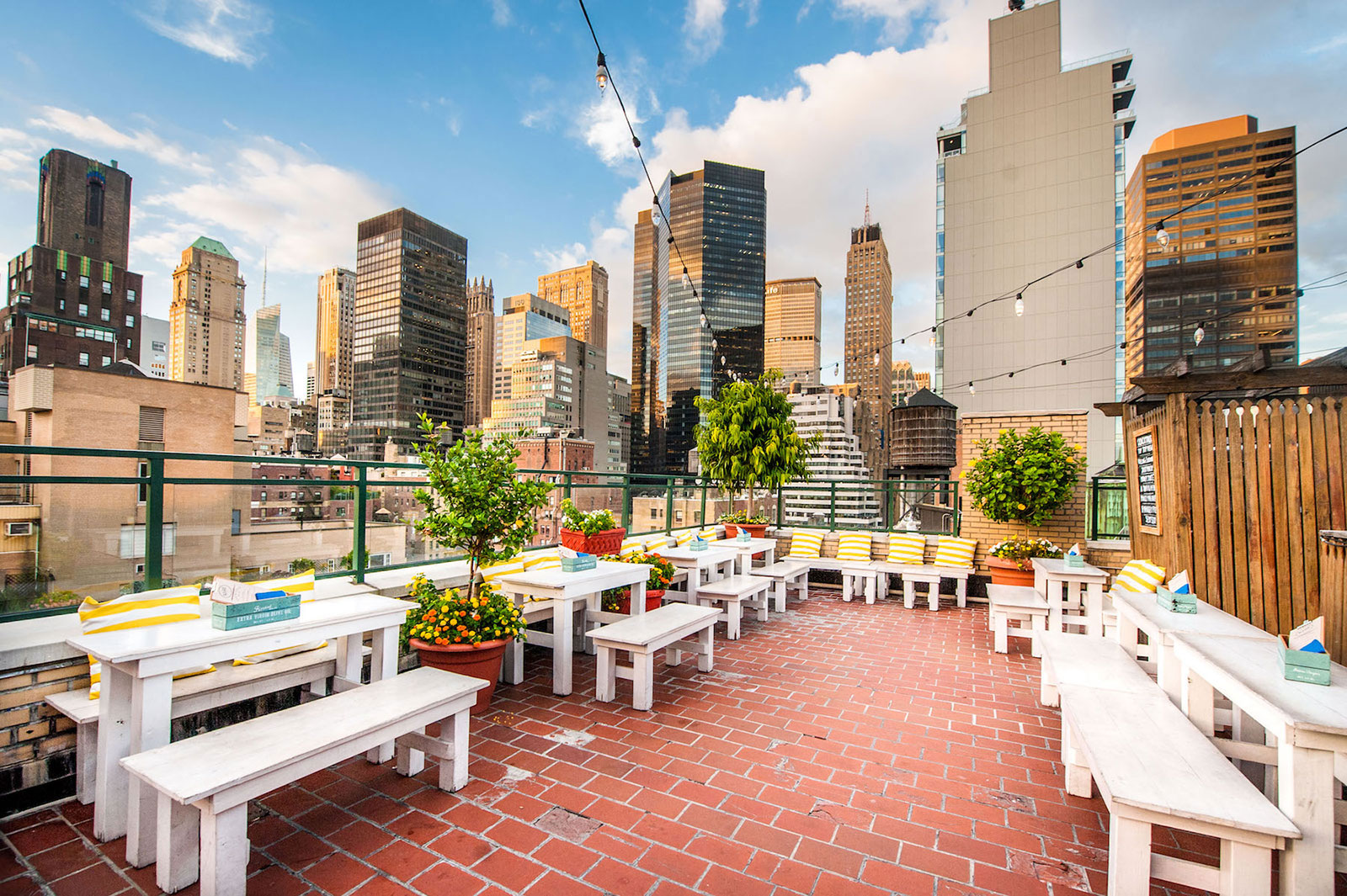 Куда сходить в Нью-Йорке за самыми красивыми видами: лучшие бары на крышах