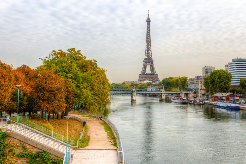 Самостоятельная бюджетная поездка в Париж в сентябре и отзыв о тарифном плане Mundo Plus