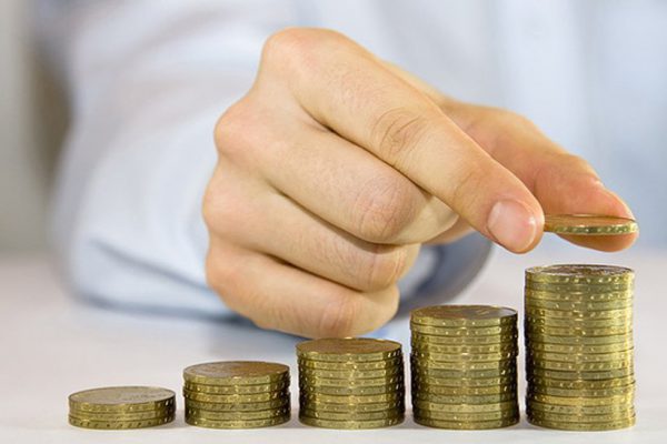 Когда россиянам ждать снижения цен на международную роуминговую связь?