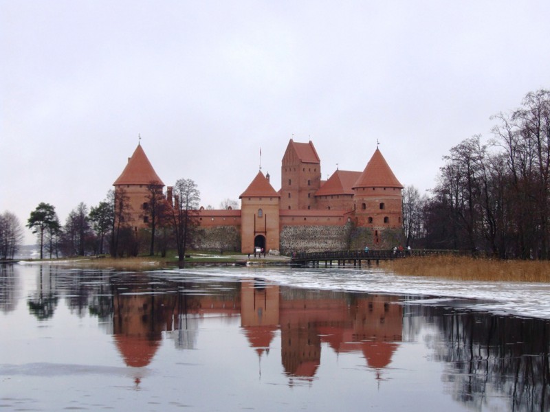 Тракай замок, на автомобиле и отзыв о тарифе «Балтийском» (GlobalSim)