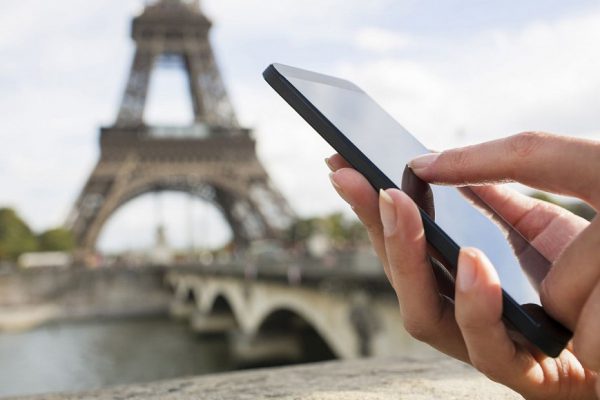 Почему туристам не стало легче после отмены роуминга в ЕС