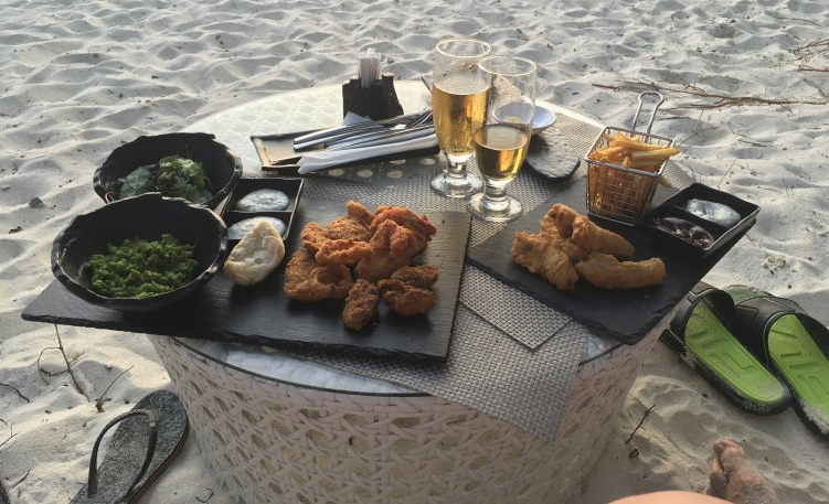 Отель 4 звезды Malahini Kuda Bandos Resort.