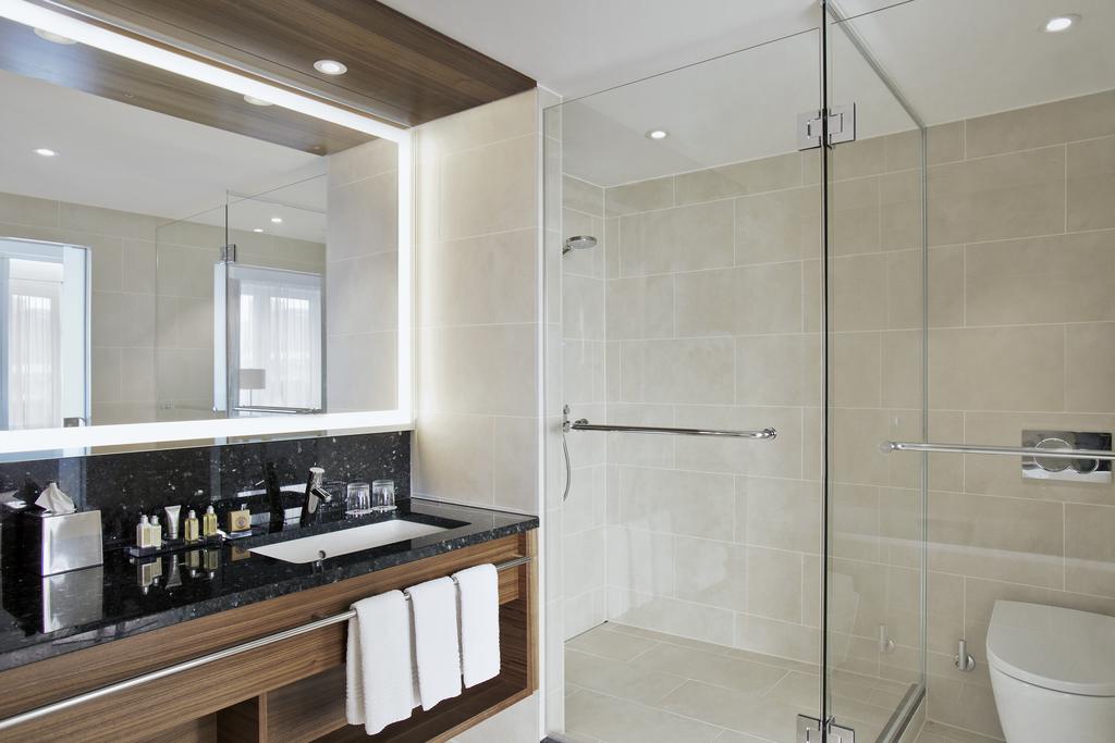 в отеле Vienna Marriott Hotel