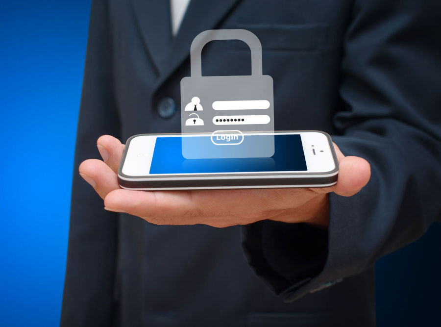 Как защитить свой смартфон: 4 простых совета и действия пользователя