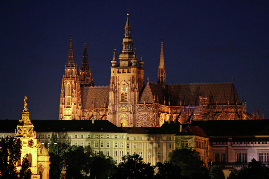 План действий туриста на выходные в Праге и как сэкономить на Интернете?