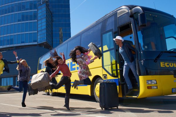 Новые возможности для туристов из России – где купить недорогие билеты на автобус для поездок в Европу?