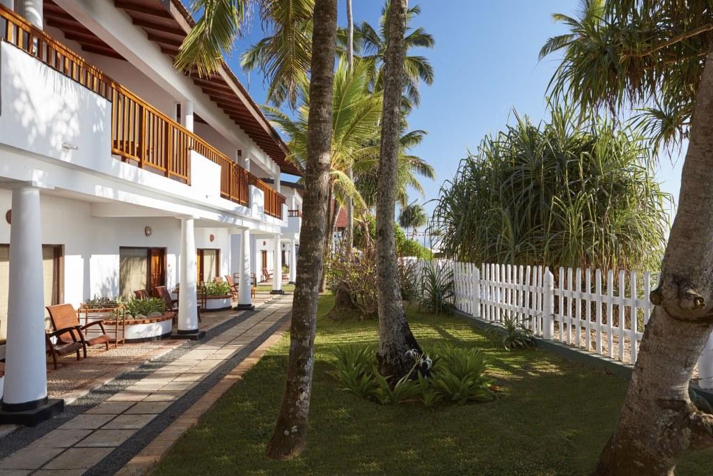 Dickwella Resort and Spa отзыв об отели и сим-карте