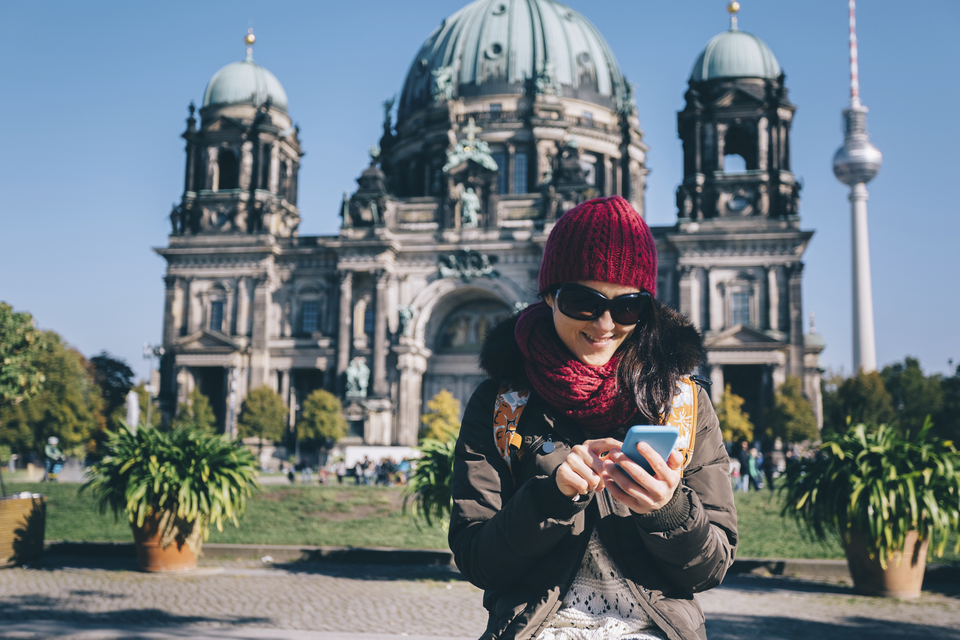 Почему туристам стоит быть осторожными после отмены роуминга в Европе?