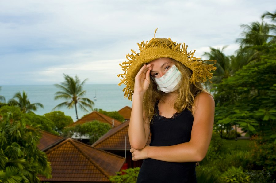 Как не заразиться во время отпуска: правила простой дезинфекции в номере отеля