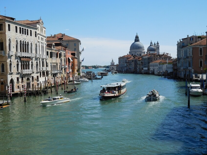 Водный транспорт Венеции: это важно знать туристам