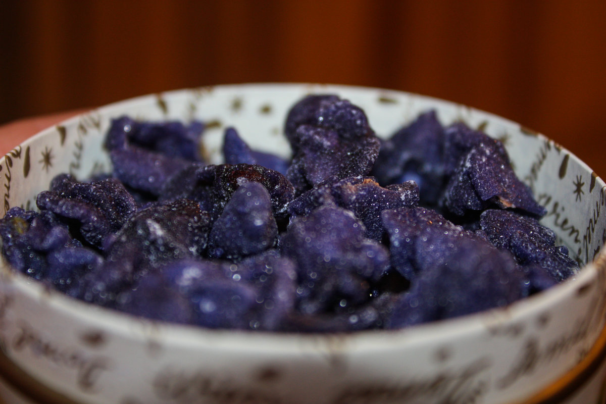 фиалки в сахаре