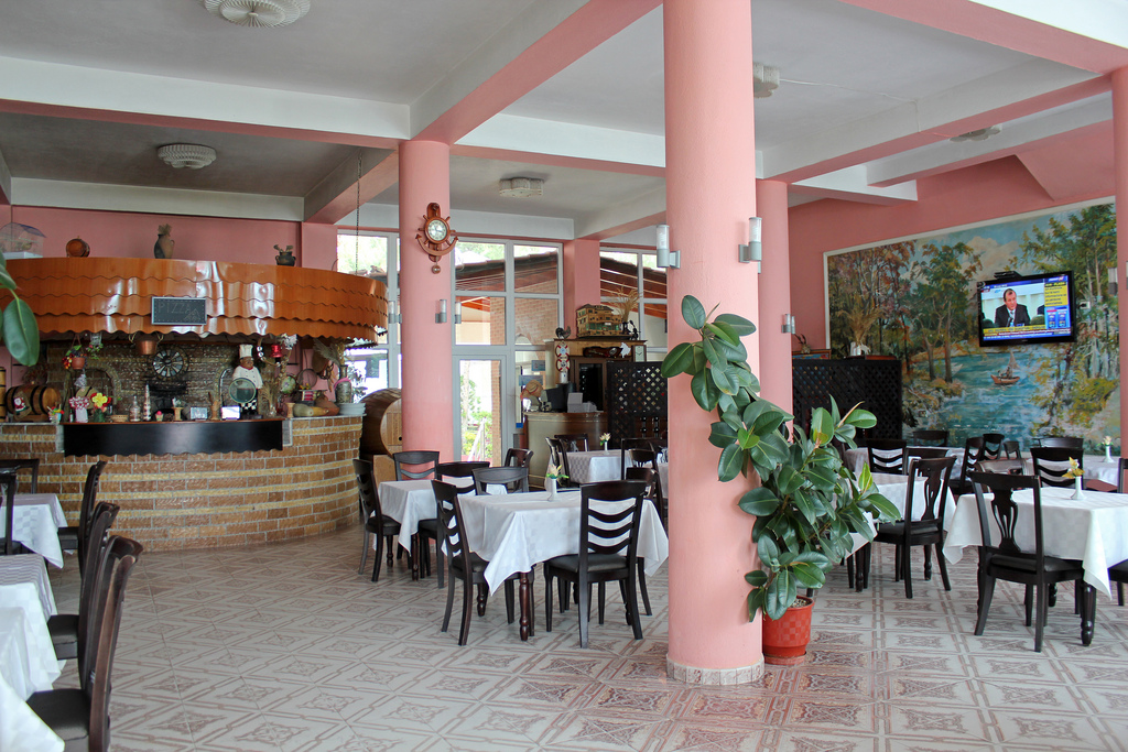 Албания отель Elba