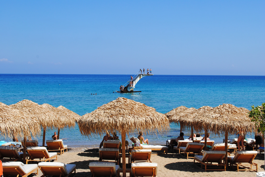 выгодный тариф на Интернет для майского отдыха в Греции