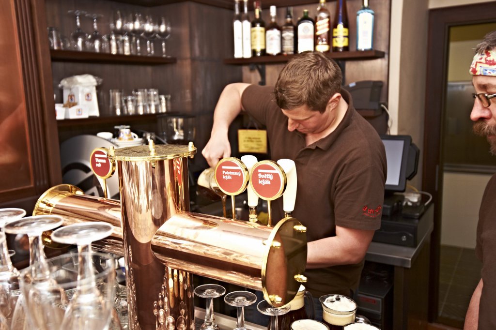 «У трех роз» Прага