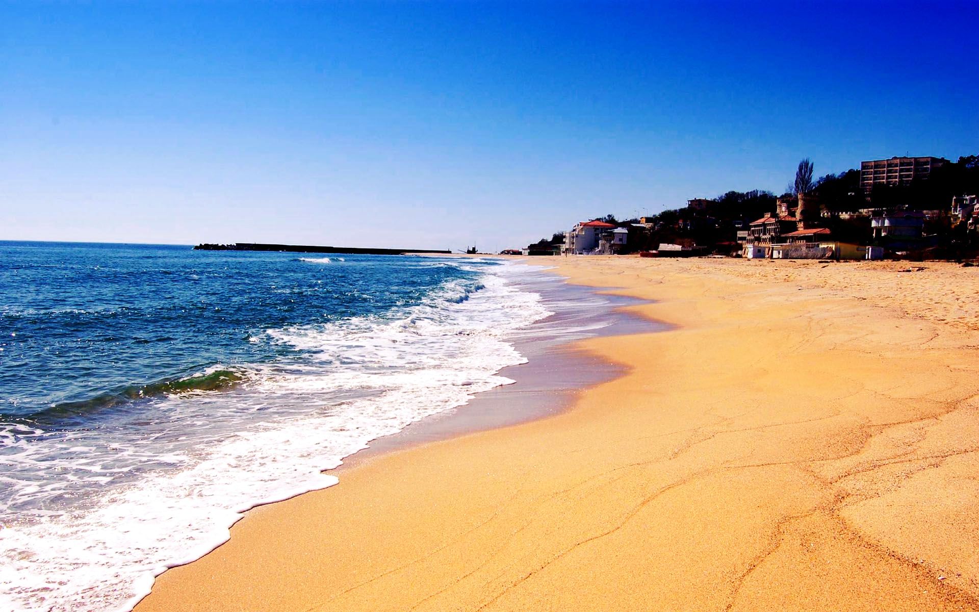 Интернет и звонки из Болгарию в Россию – подбор подходящешл тарифа до отъезда