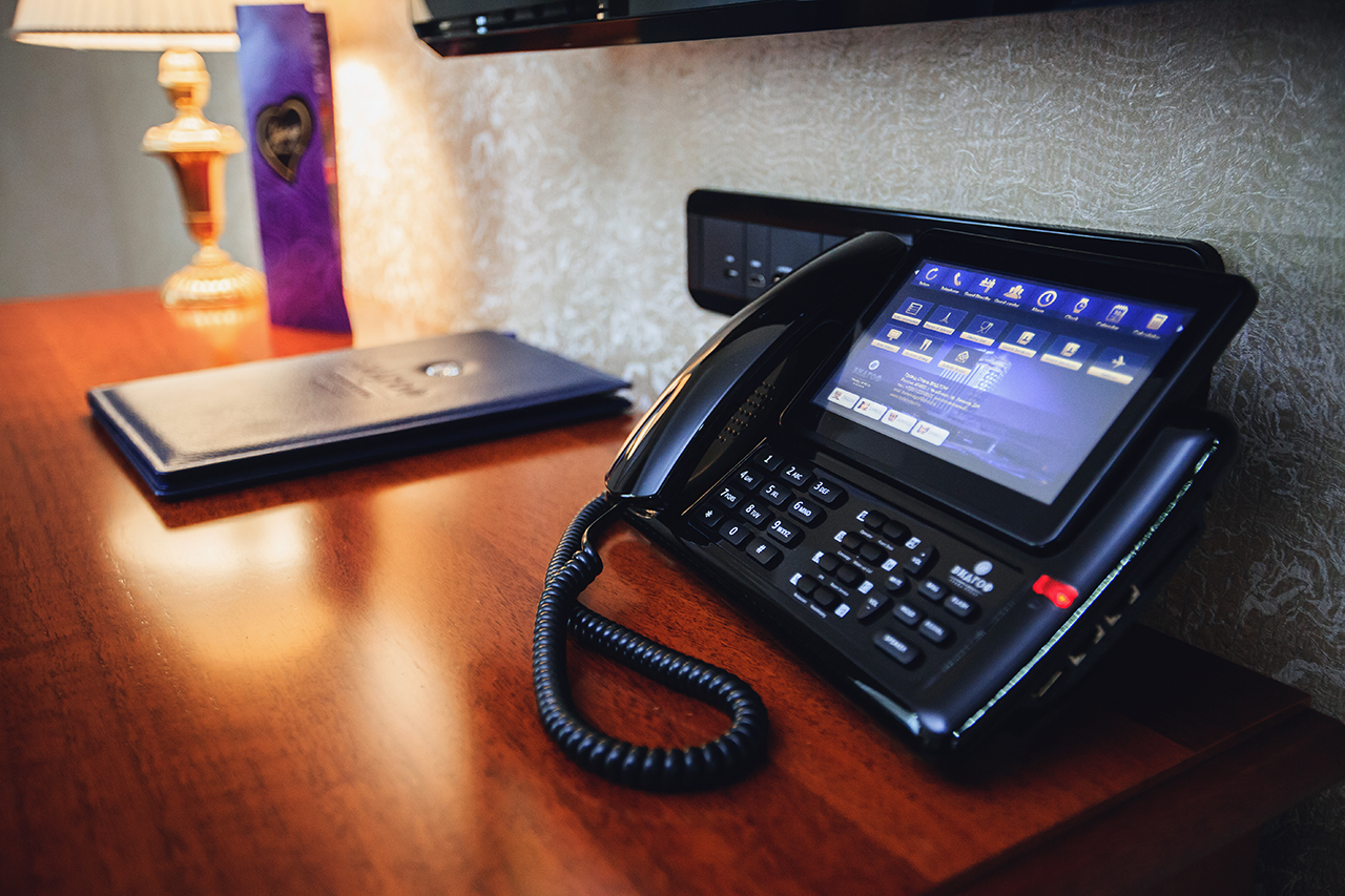 простые лайфхаки для экономии в роуминге этим летом 