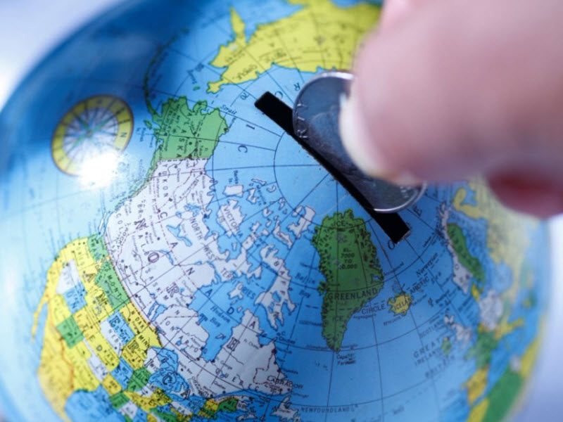 Как быть с деньгами в путешествии: финансовые лайфхаки для туристов