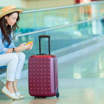 Правила экономного роуминга в путешествии: как не переплатить за связь в другой стране?