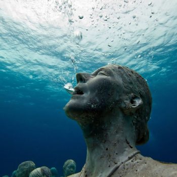 Семь музеев, которые точно удивят путешественника: куда стоит зайти?