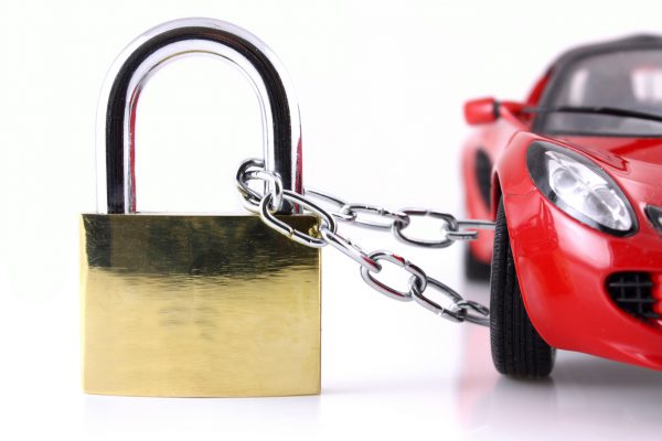 Как предотвратить угон машины в путешествии: 9 ценных советов водителям