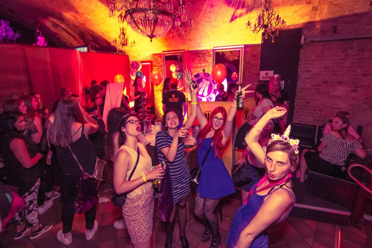 Девичник в Берлине и отзыв о тарифе Globalsim Direct