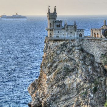 Отмена роуминга в России началась, но в Крыму все будет по-прежнему?