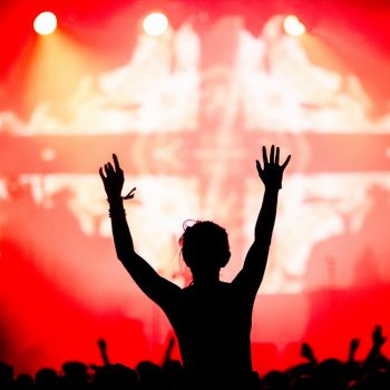 Венгрия временно упростила получение виз для поклонников фестиваля Sziget из России