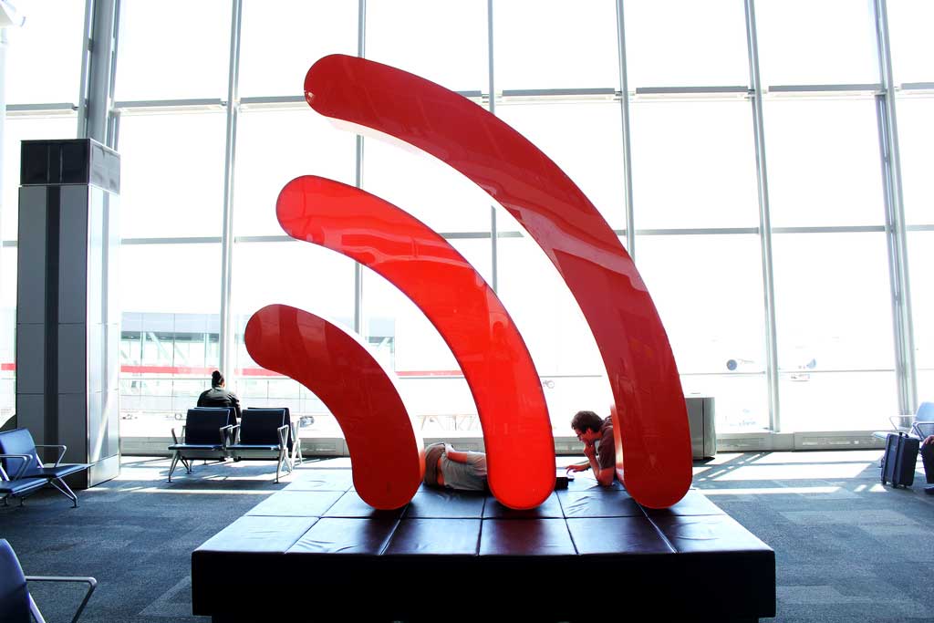 7 причин, почему не стоит использовать бесплатный Wi-Fi в Барселоне