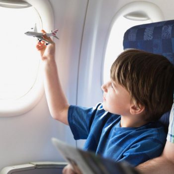 Перелет с ребенком: как подготовиться родителям?