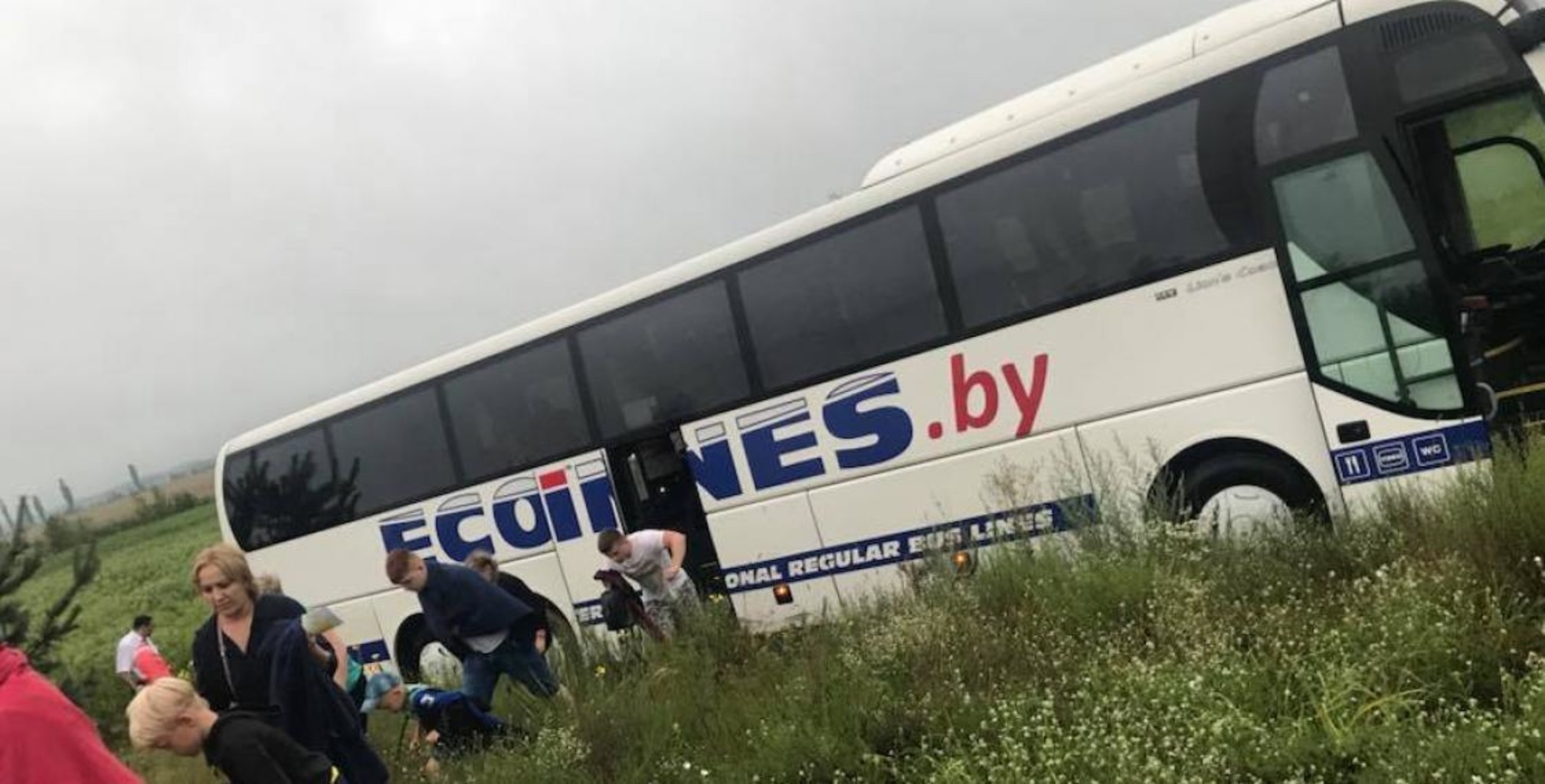 Правила выживания в автобусном туре – как действовать, если столкновение на дороге неизбежно?