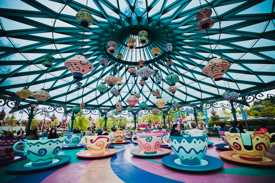 Диснейленд Париж - пять миров