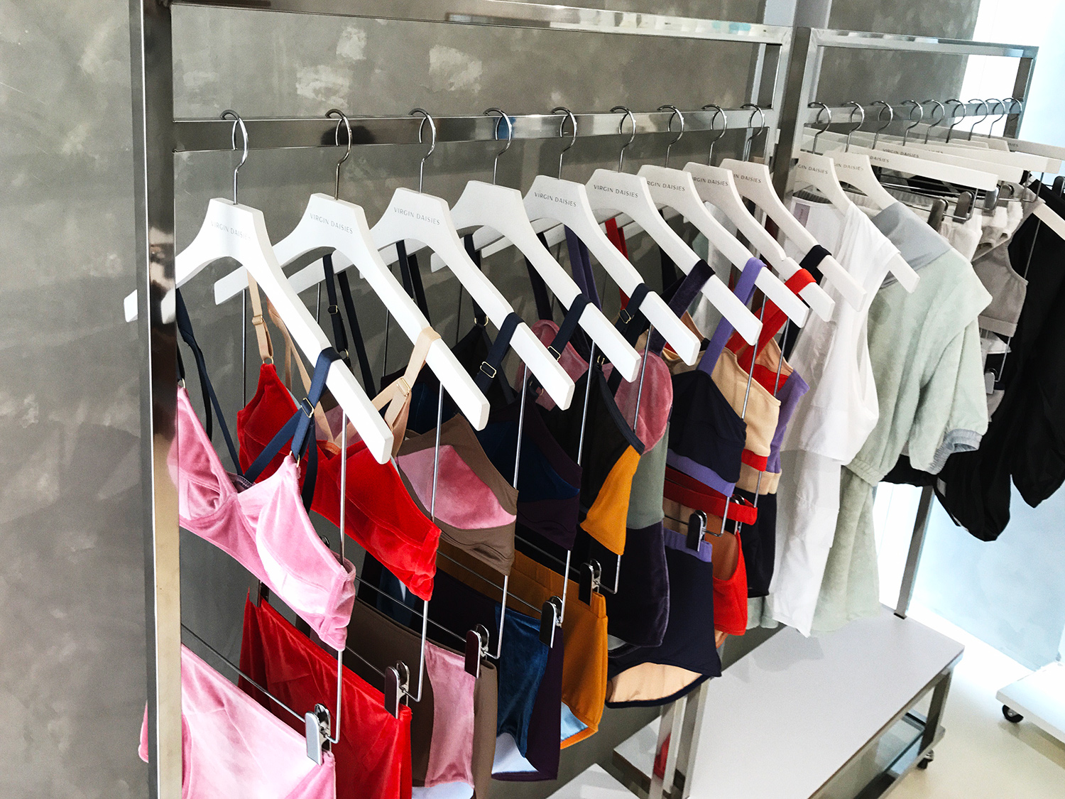 белье в Таиланде - Самые странные запреты в мире