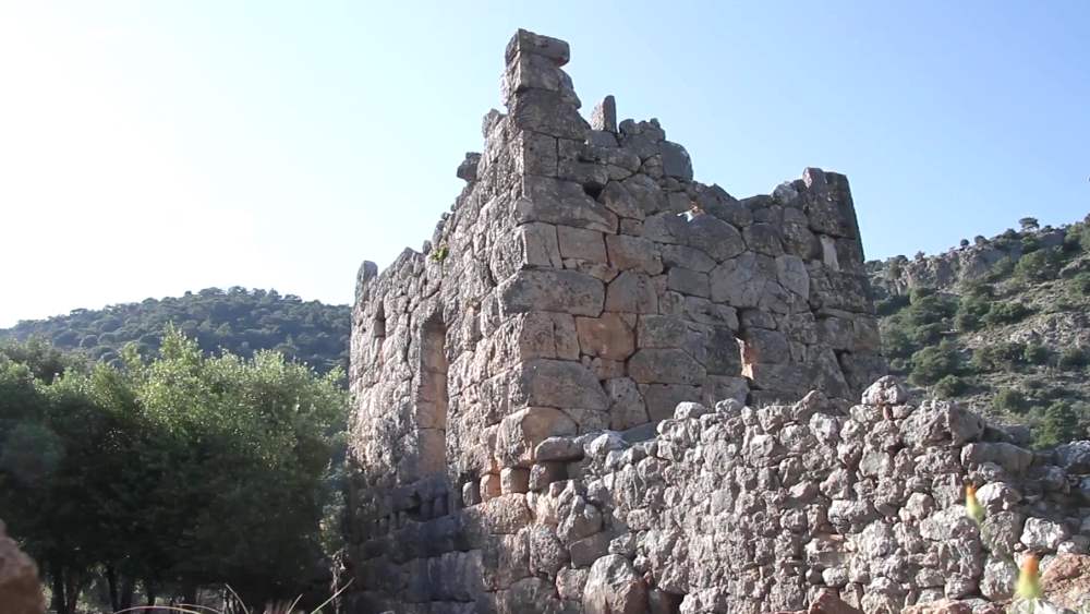 Древняя крепость Гедельме