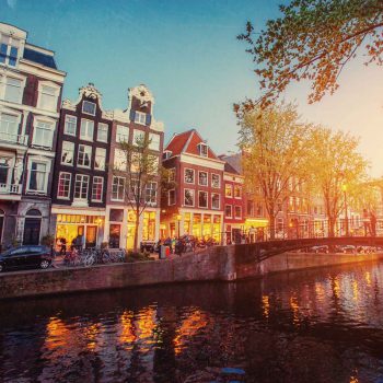 Выгодна ли аренда через AirBnb. Как действительно сэкономить на связи в Нидерланадах.