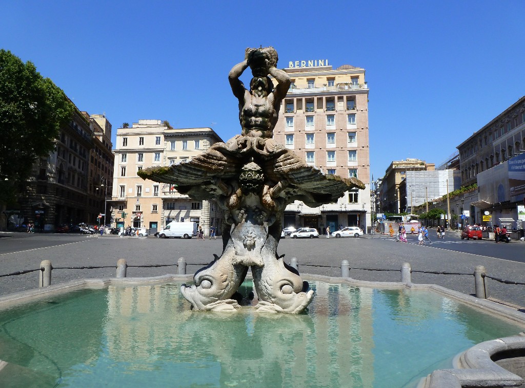 Фонтан дель Тритоне