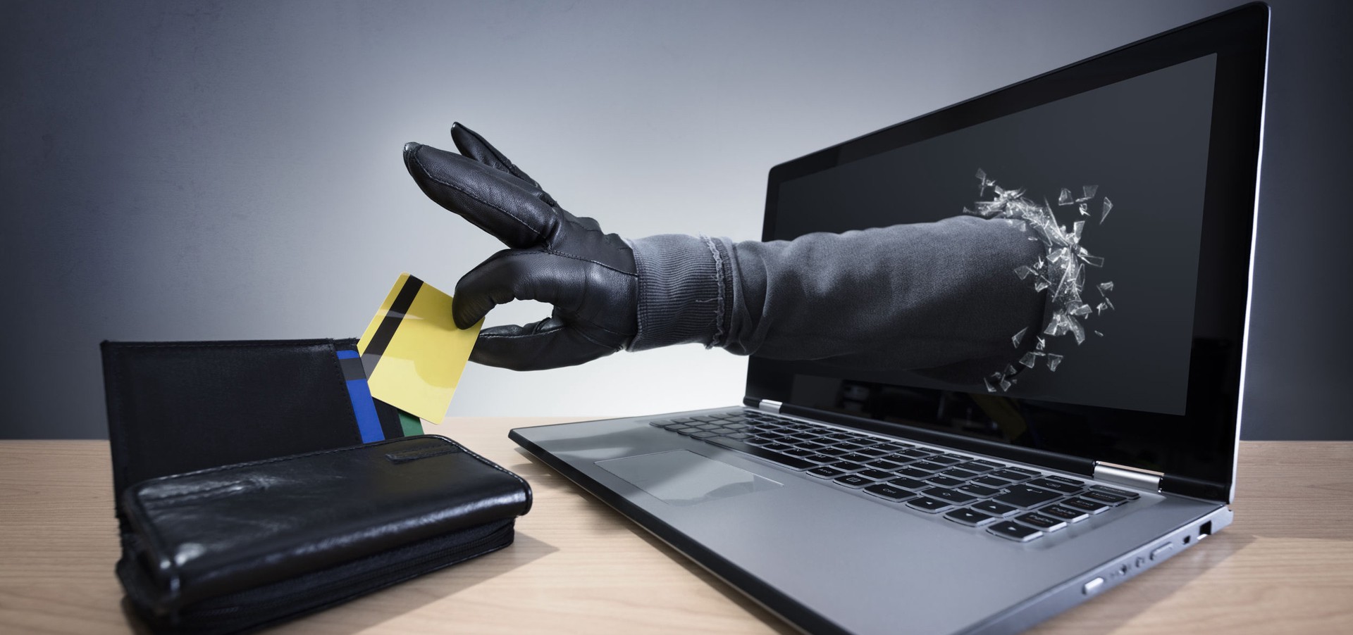 Вы ищете дешевые билеты и жилье? Кибер-мошенники охотятся за тобой