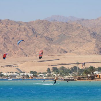 Дахаб - золотой город на севере Синайского полуострова