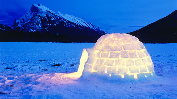 Zugspitze Igloo Village